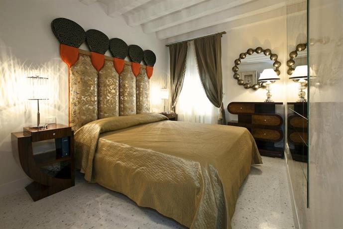 Casa Fortuny Luxury Apartment