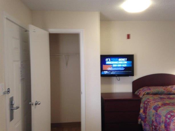 InTown Suites Extended Stay Houston/Highway 6