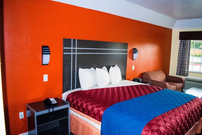 America's Inns & Suites Willowbrook