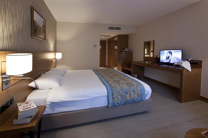 Mirel Hotel