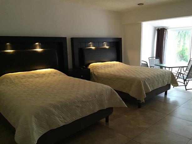 Suites Brisas Cancun