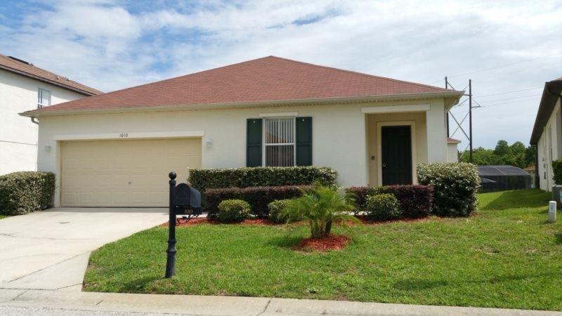 Four-Bedroom Pool Home Kissimmee
