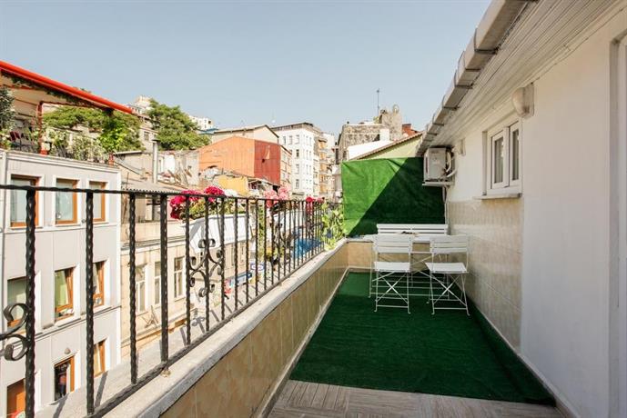 Neo Pera Suites