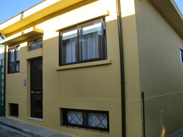 The Yellow House 3