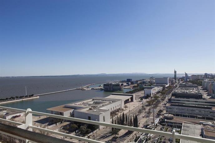 Rent4Rest Lisbon Expo Apartment River View
