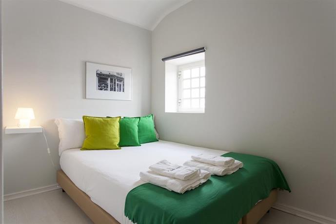 Feels Like Home - Merces Cozy Flat with River View