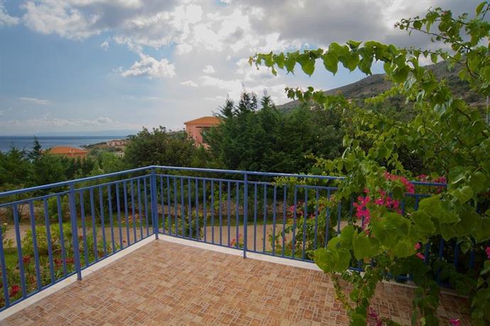 Ideal Family Retreat-Skala Petersons 1