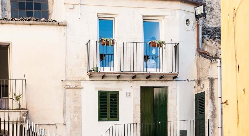 Le quattro colline Suite Giacanta