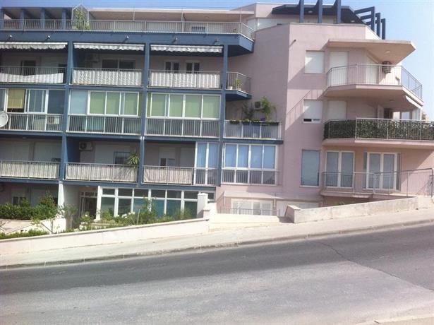 Deluxe Beach Apartments Renata