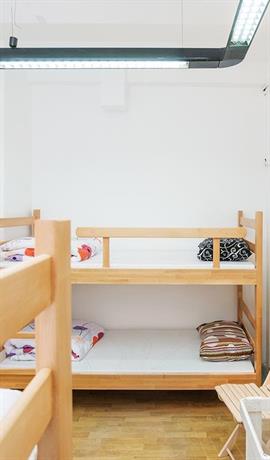 Hostel Jellostone