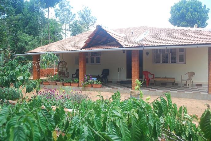 Manyana Hostel Madikeri