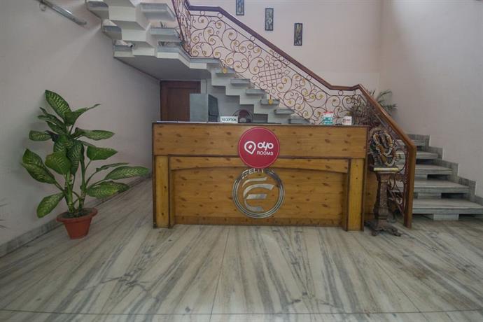 OYO Rooms Lucknow City Mall