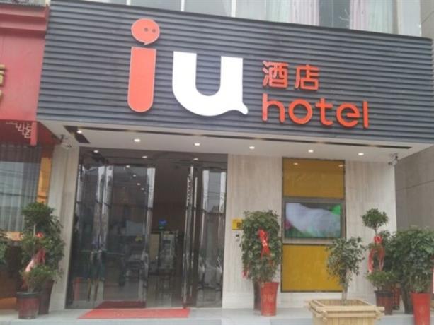 IU Hotel Langzhong Ancient city Jialing River China thumbnail