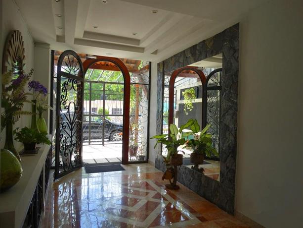 Lilas del Mar Apartments