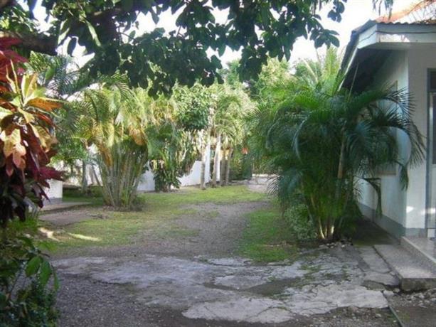 Paguia's Cottages