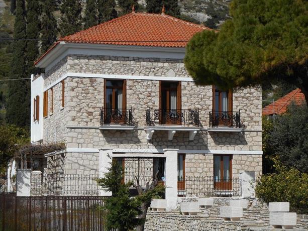 Pythais Hotel