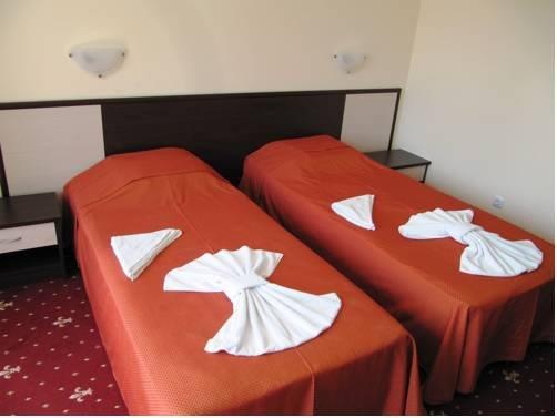 Maverick Hotel