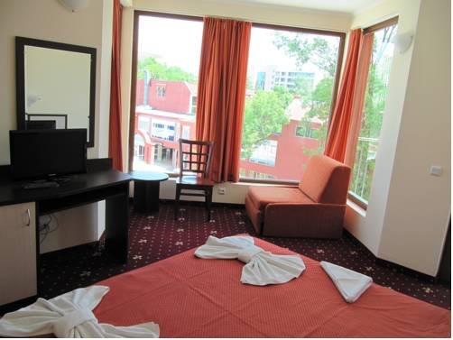 Maverick Hotel
