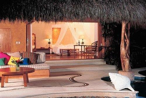 El Tamarindo Beach & Golf Resort