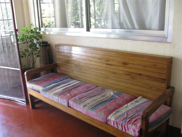 Bulwagang Princesa Tourist Inn