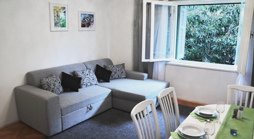 Apartment Center