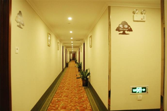 GreenTree Inn JiangSu Nanjing Confucius Temple Sanshan Street Subway Station Express Hotel