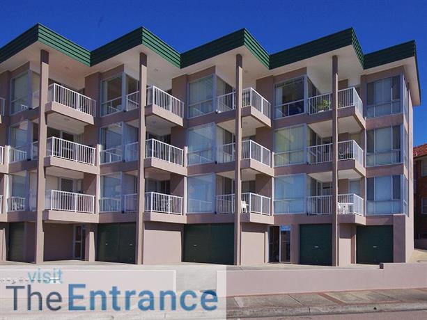 Dolphin Court 6