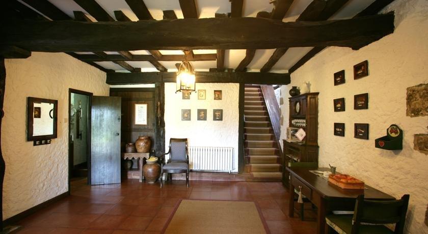 Casa Rural Arotzenea