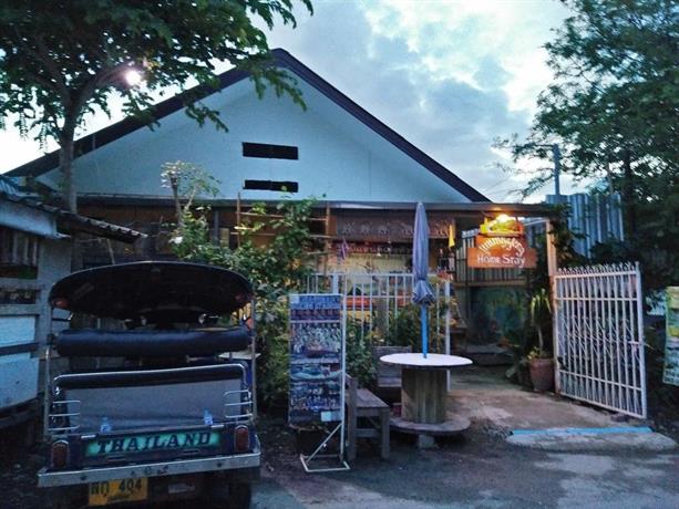Jimmy and Jeng Homestay