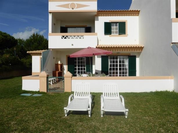 Flor da Falesia Villas