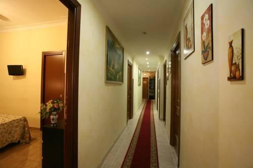 TIBURTINA INN GUEST HOUSE