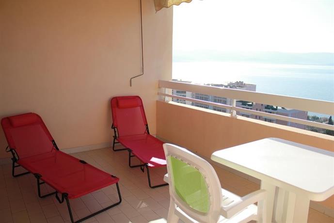 SECIC - F2 Terrasse vue Mer 4 personnes 