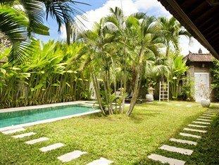 Charm Villa Seminyak