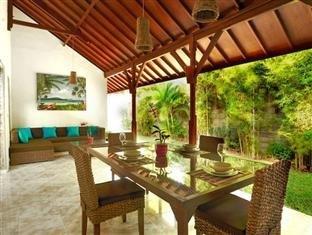 Charm Villa Seminyak