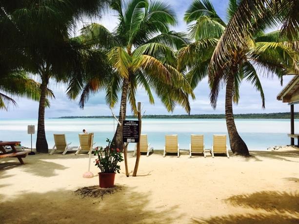 Aitutaki Village