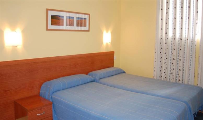 Hostal Los Claveles Torrejon de Ardoz