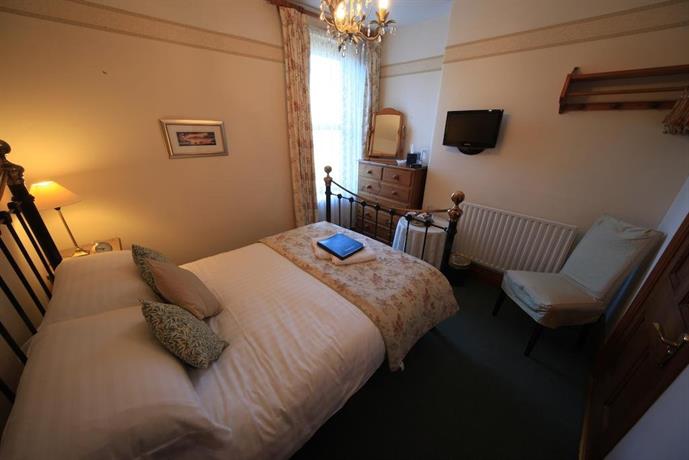 Elm Tree Lodge