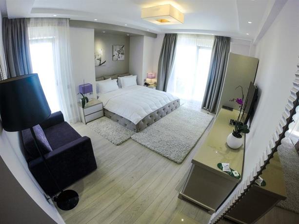 Demi Hotel Sarande 