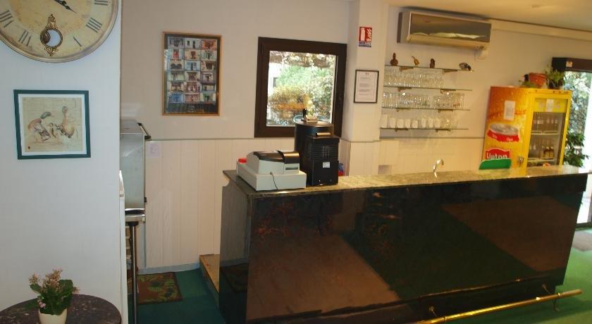 Hotel Cantosorgue