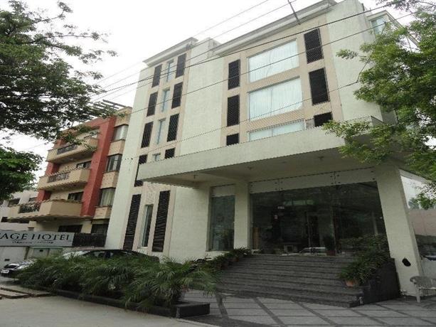 FabHotel Prime Sage