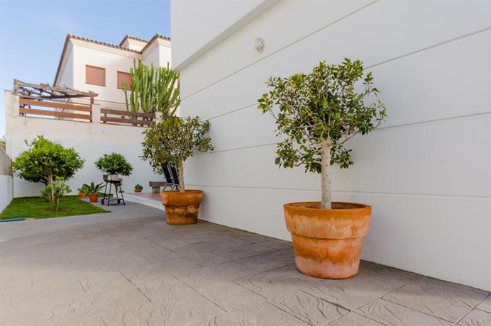 Villa Almadraba