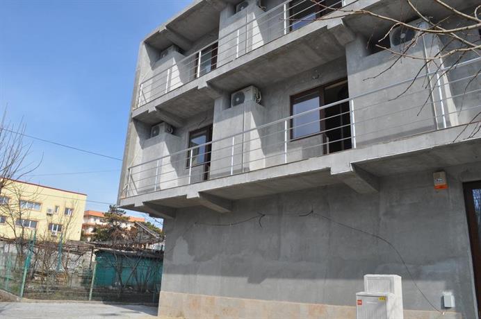 raza soarelui, 北埃福列 - 查询比价预订