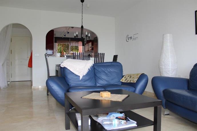 2111-Beautiful Groundfloor With Sea View