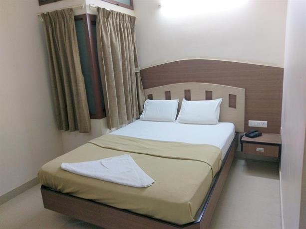Banyan Tree Comforts