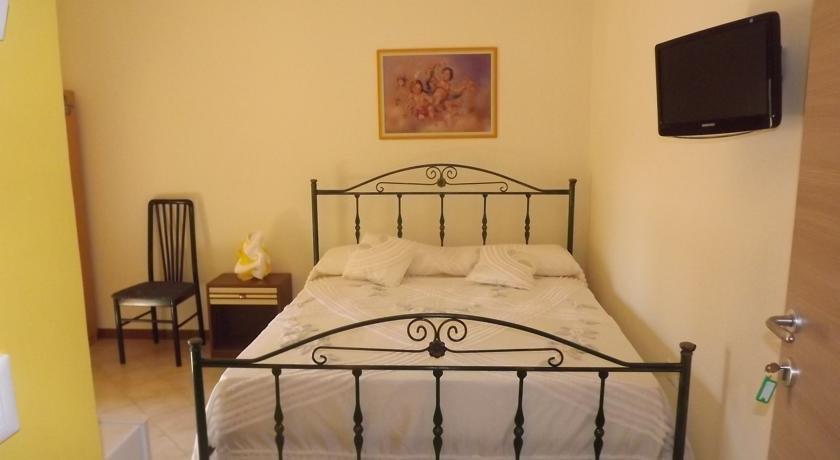 B&B Delfinia