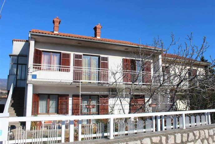 Apartment Tea Novi Vinodolski