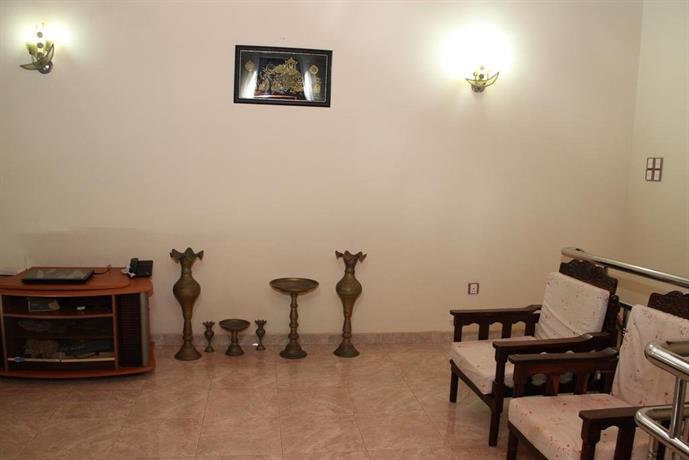 Girilena Guest House