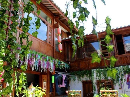 Jianluoge Inn