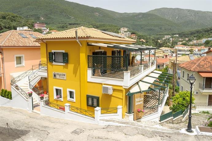 Yellow house Parga