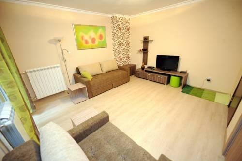 City Garden Apartment